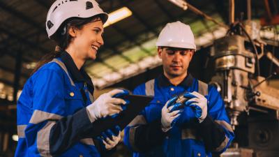 People in high-vis jackets